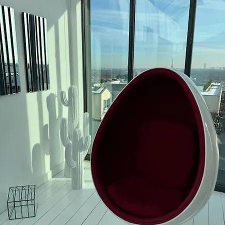 Maison Exceptionnelle ! Vue Tour Eiffel Et Paris Сюрен